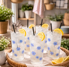 Load image into Gallery viewer, Franske frostede longdrink-glass med blå blomster – vintage, sett på 6
