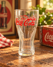 Load image into Gallery viewer, Coca-Cola glass – rød logo
