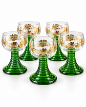 Load image into Gallery viewer, 5 vintage rømerglass med grønne stetter
