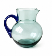 Load image into Gallery viewer, Vintage glassmugge i grønnblått glass
