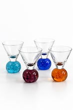 Load image into Gallery viewer, 4 fargerike kunstglass / likørglass
