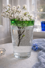 Load image into Gallery viewer, Hadeland vase med grønn kant
