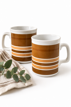 Load image into Gallery viewer, 2 vintage Kiln Craft krus – 1970-tallet
