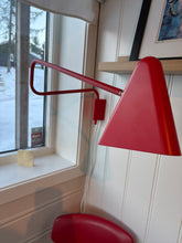 Load image into Gallery viewer, IKEA PS vegglampe – rød
